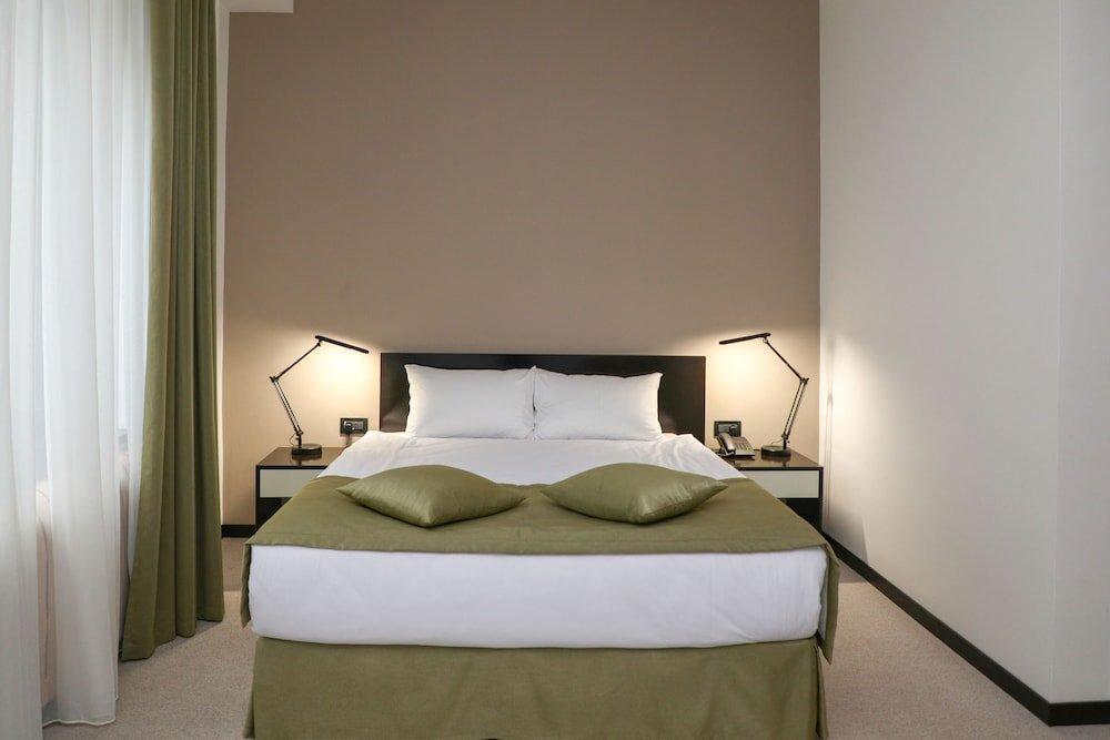 Annabella Boutique Hotel Yerevan Exterior photo